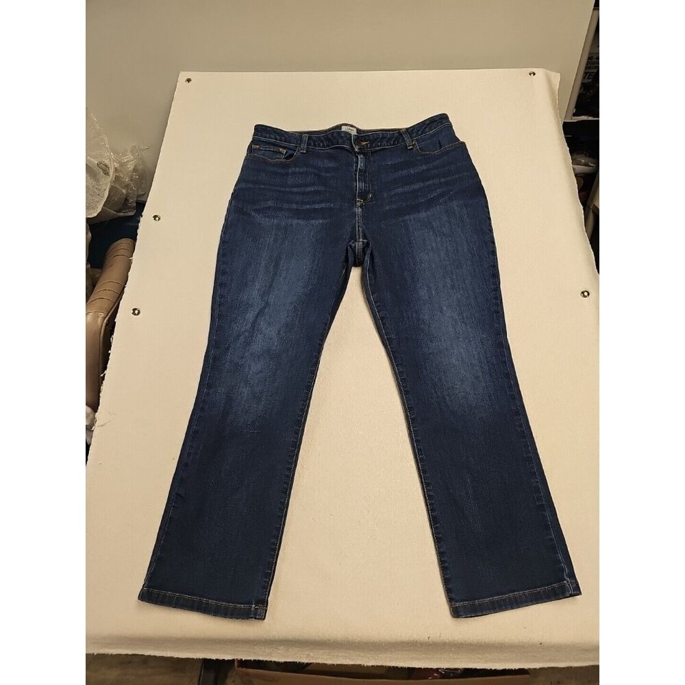 LL Bean Classic Fit Jeans Womens 16 Dark Wash Straight Leg Denim Pants